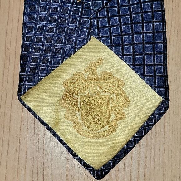 DONALD J. TRUMP SIGNATURE COLLECTION BLUE SILK TIE - Picture 3 of 4